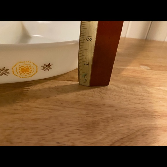 Pyrex, Town and Country, oval divided Casserole Dish, 1 1/2 Qt. - Picture 5 of 6